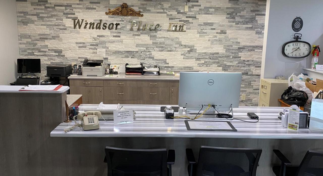 Windsor Place Inn Прейри-дю-Чиен Экстерьер фото