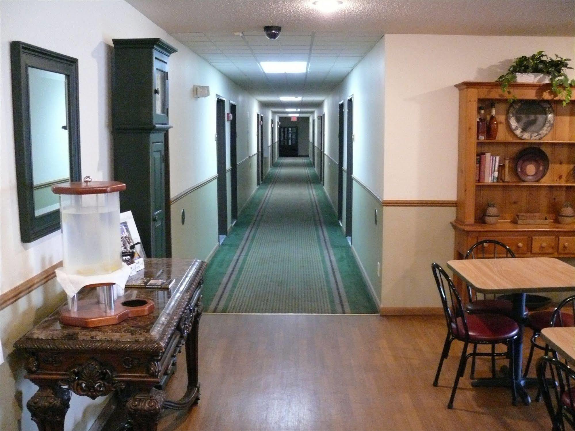 Windsor Place Inn Прейри-дю-Чиен Экстерьер фото