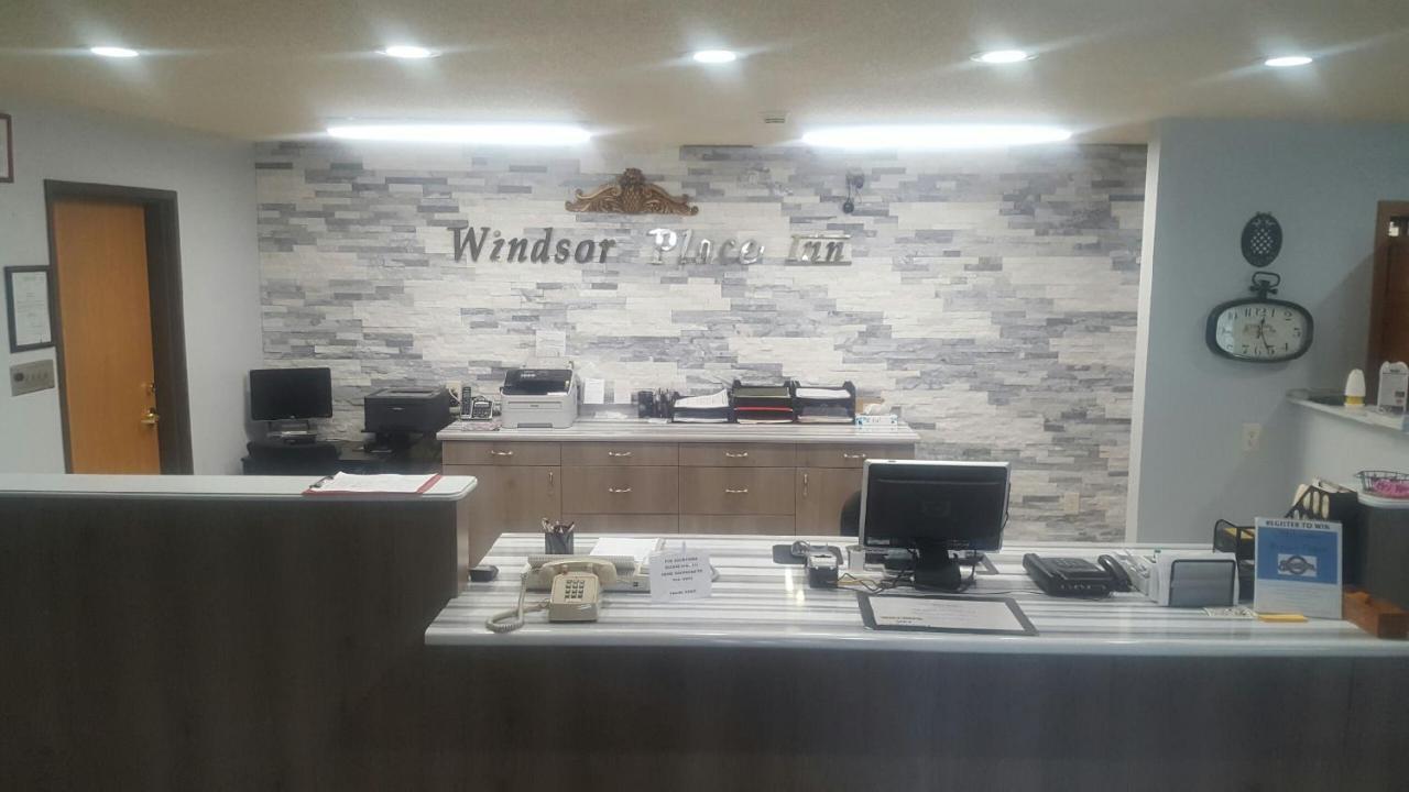Windsor Place Inn Прейри-дю-Чиен Экстерьер фото